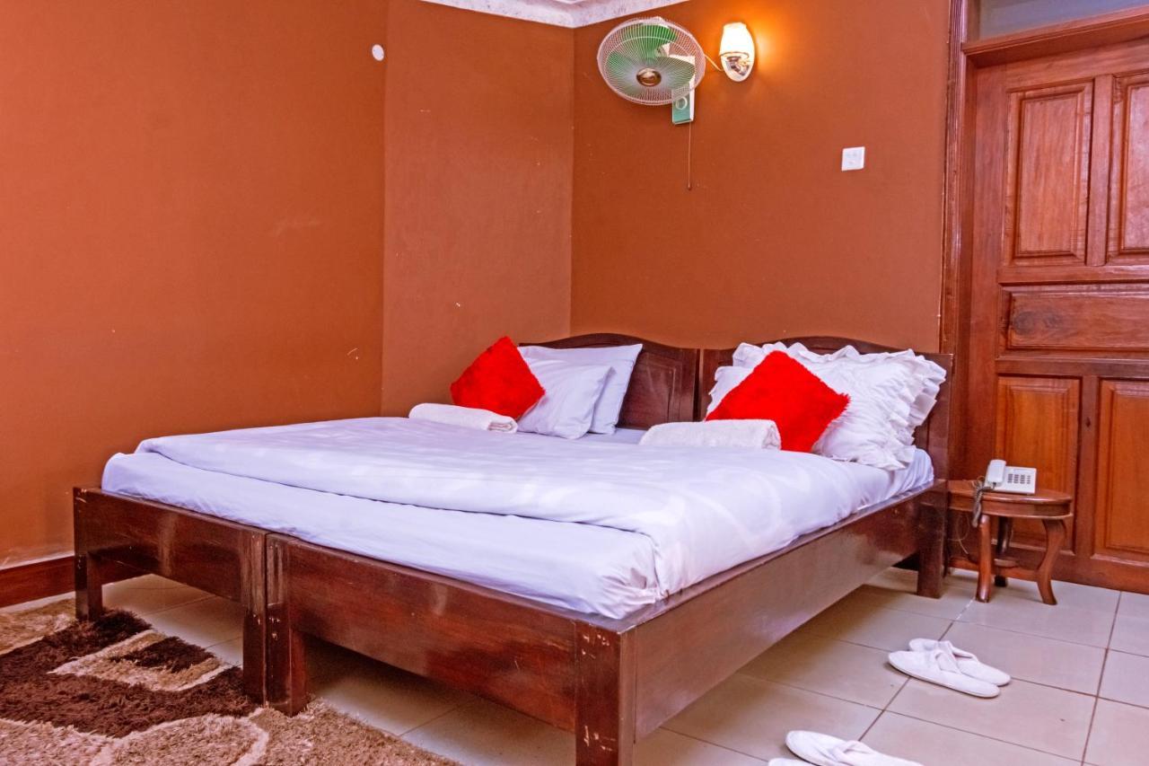 Royal Lake View Gardens Kampala Eksteriør bilde