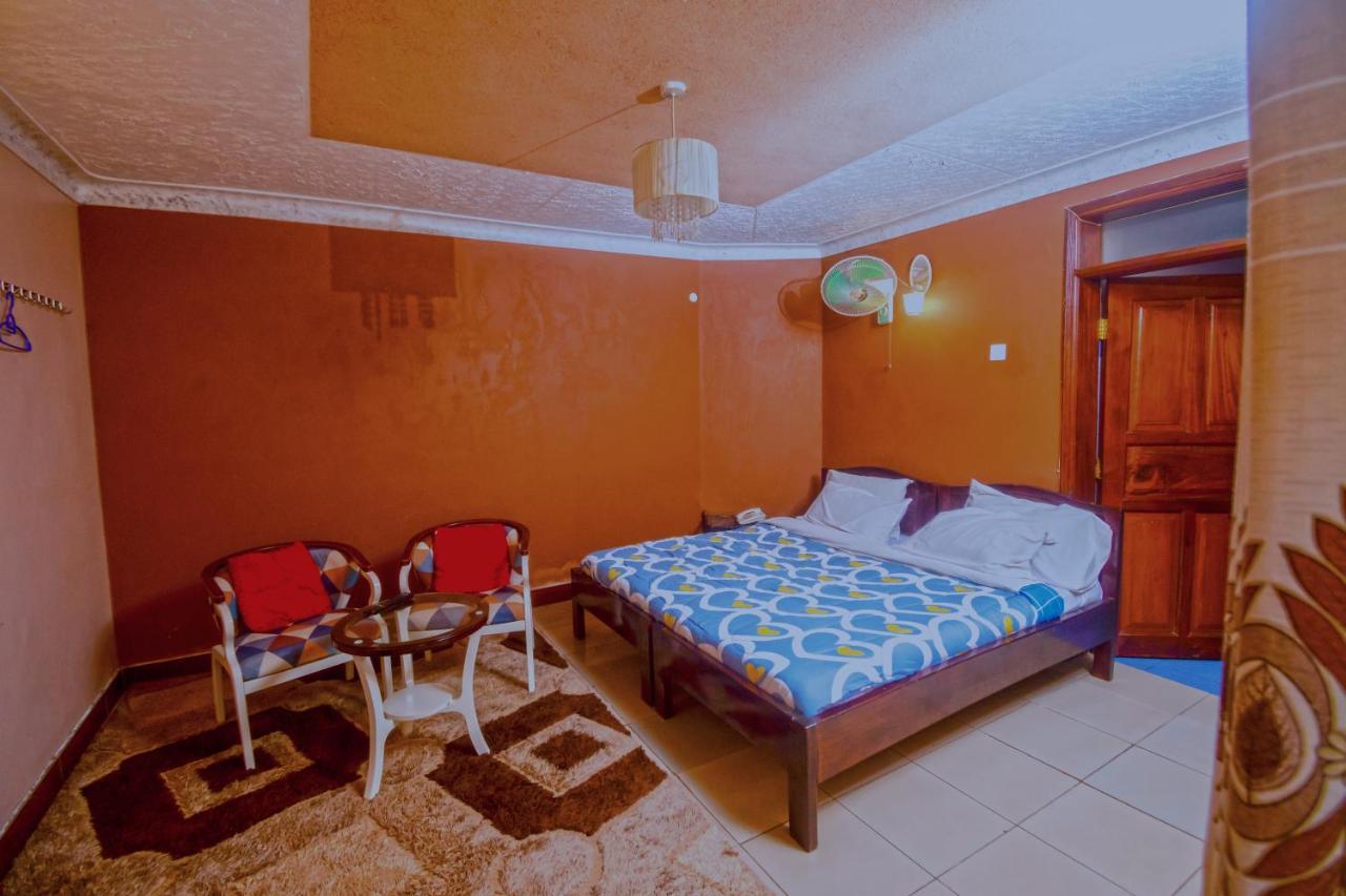 Royal Lake View Gardens Kampala Eksteriør bilde