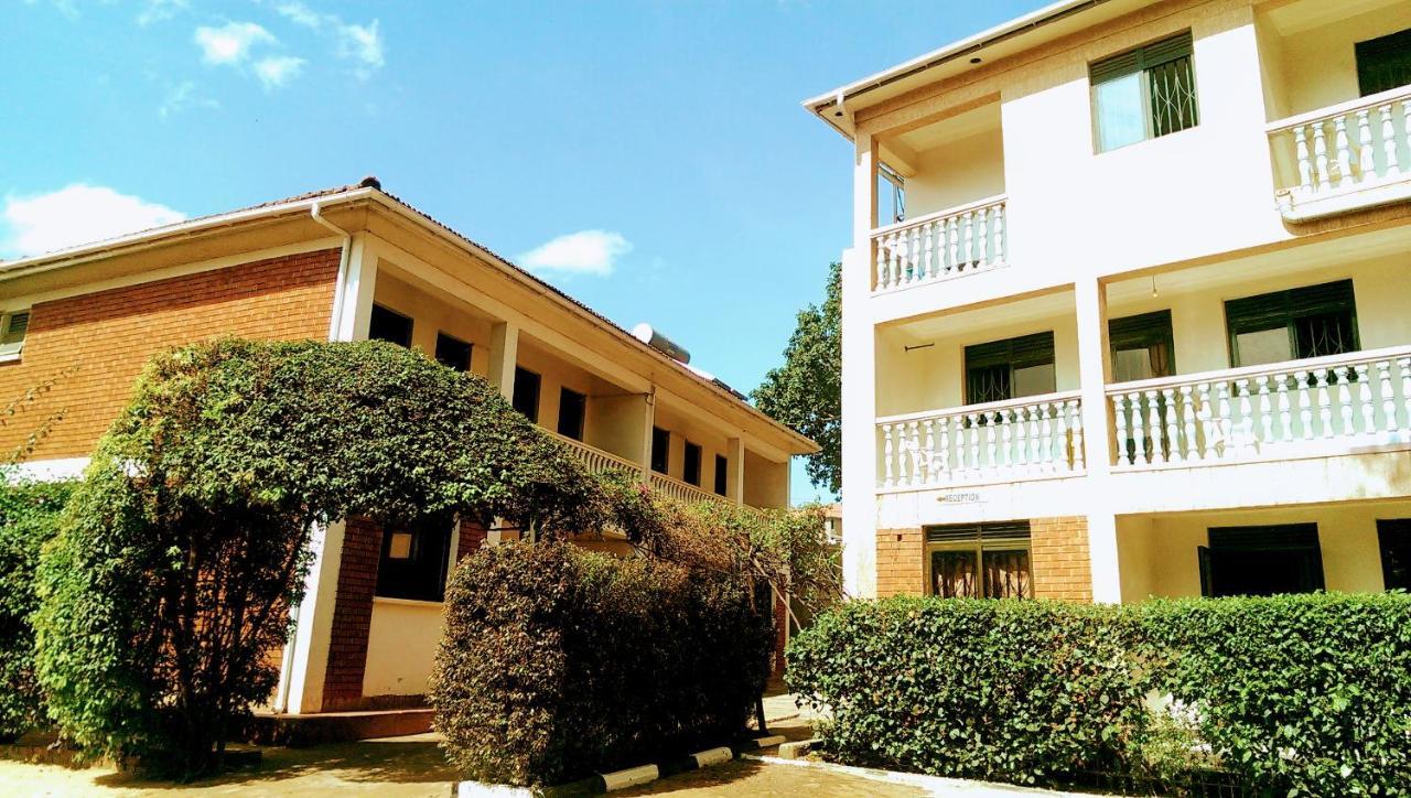 Royal Lake View Gardens Kampala Eksteriør bilde