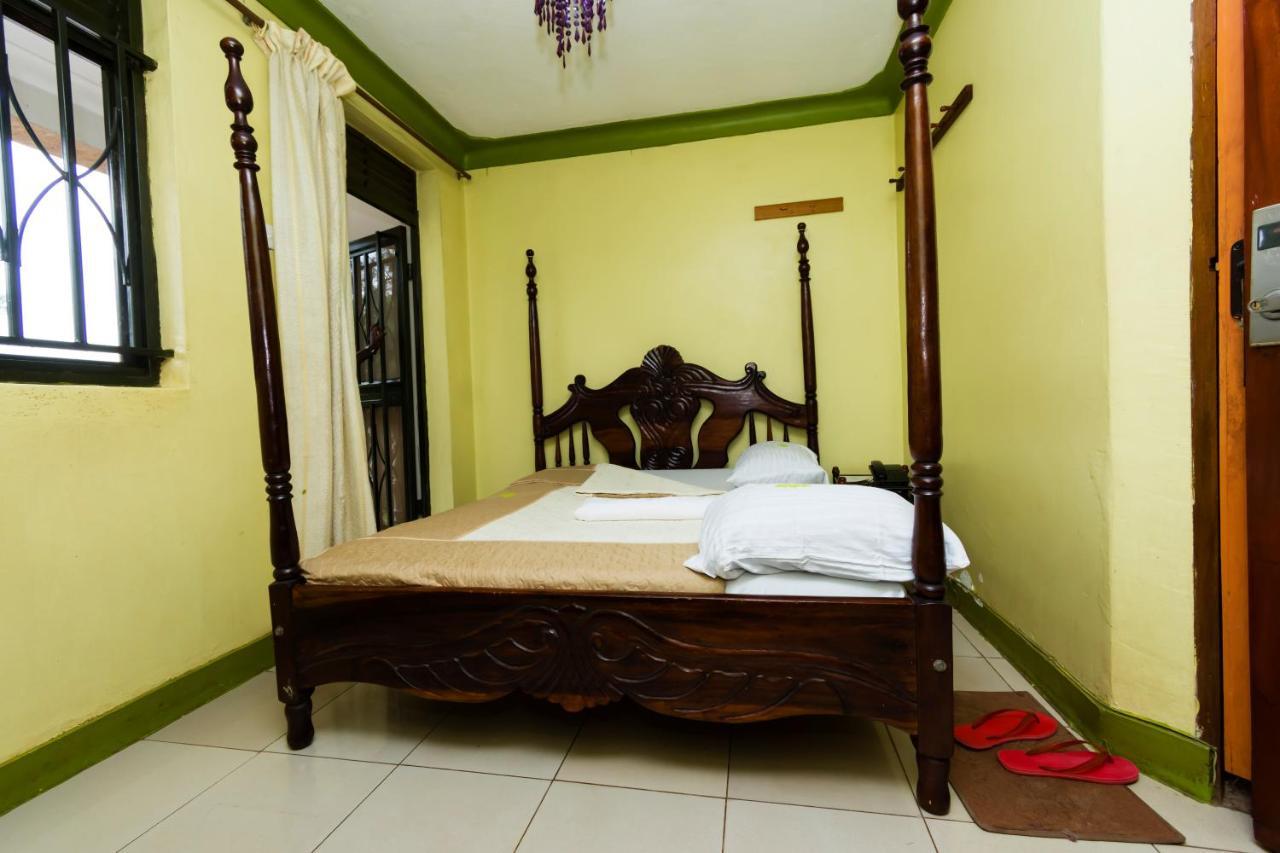 Royal Lake View Gardens Kampala Eksteriør bilde