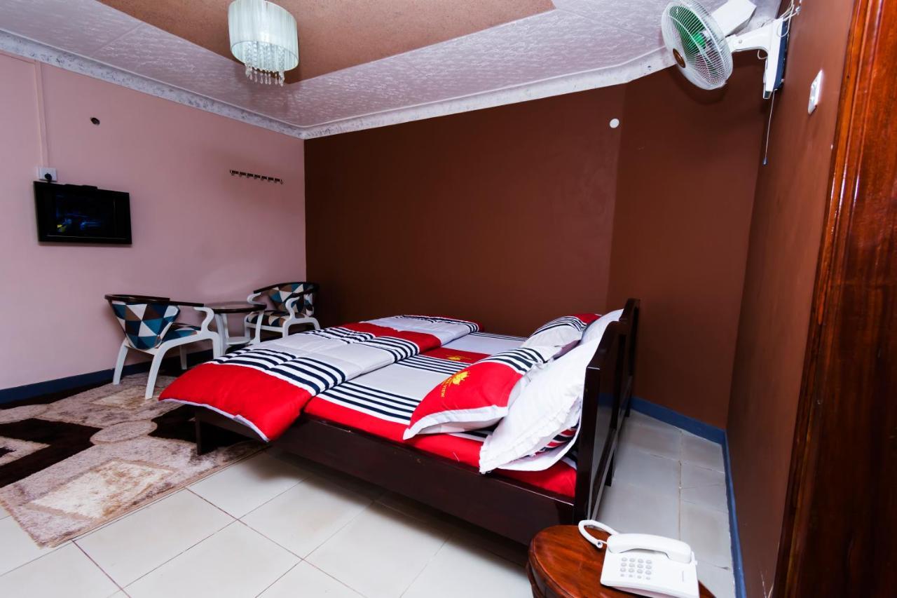 Royal Lake View Gardens Kampala Eksteriør bilde